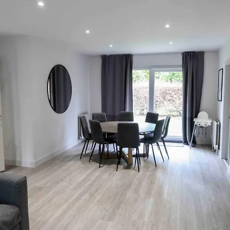 3 Bedroom Close To Peak District With Garden Semesterbostad Sheffield